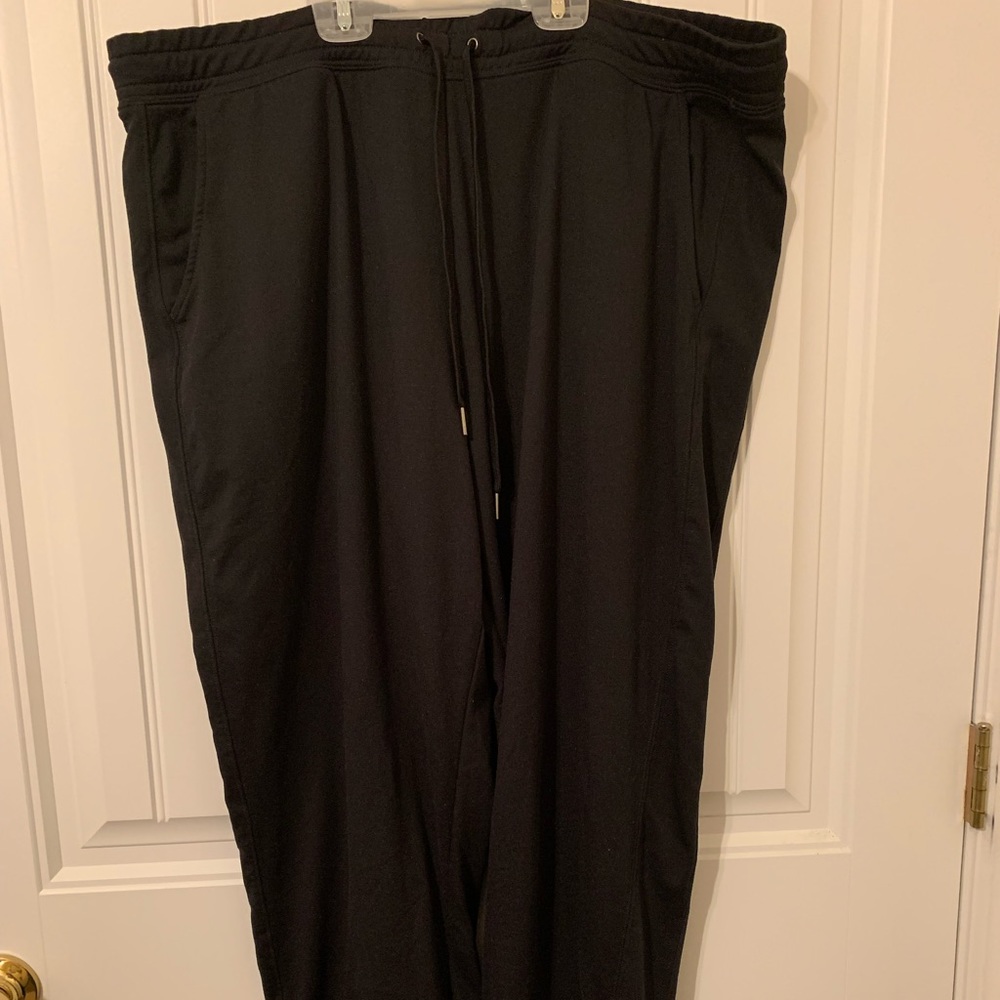 American Eagle High Waisted Everywhere Jogger